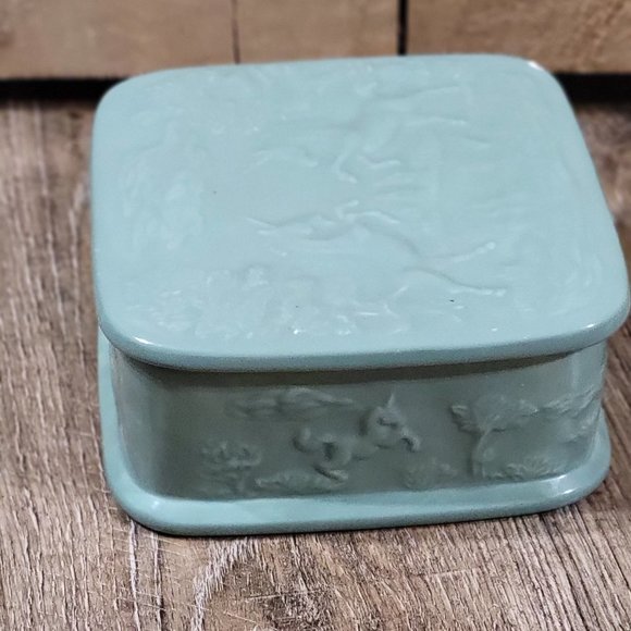 vintage handcrafted unicorn design  ceramic lidded trinket box - Picture 7 of 15